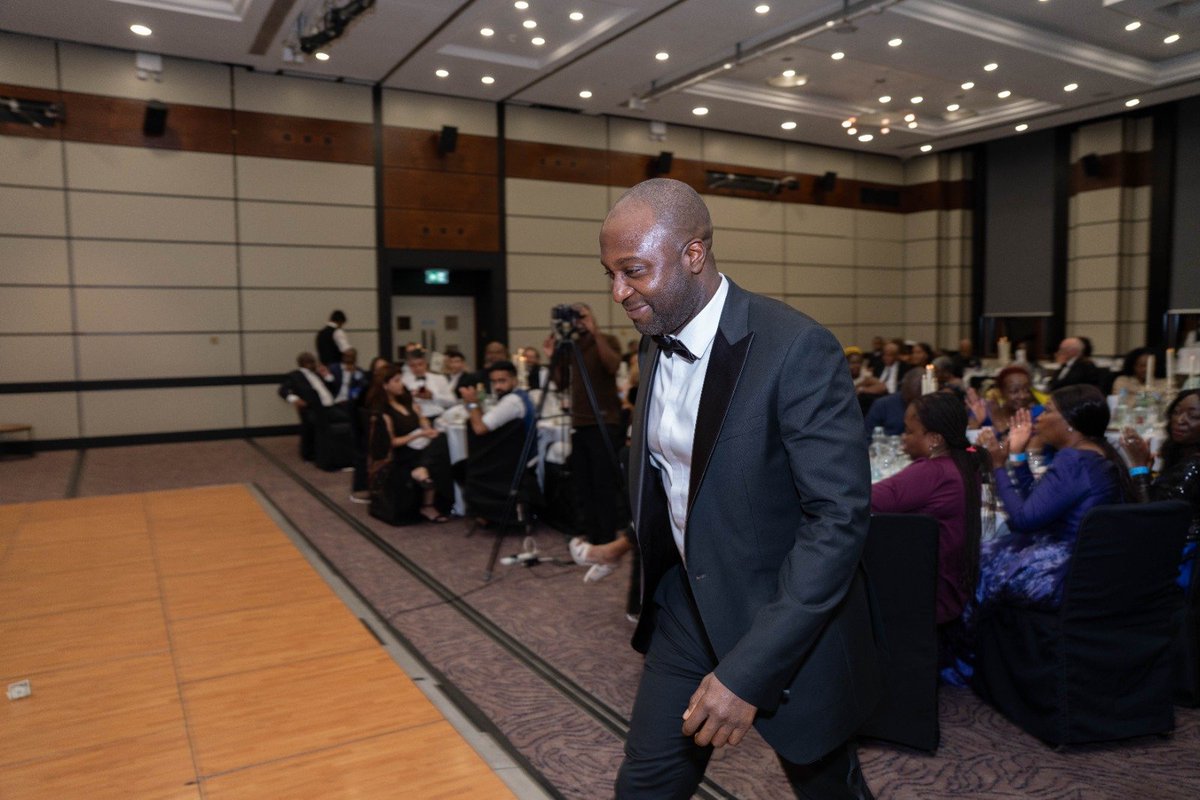 taadelodun's tweet photo. 15 years ago, I spent five months in psychiatric care.

On Saturday, I received a Mental Health & Wellbeing Award in London.

When I came to the UK in 2008, I came to study and build a better life.

But in the middle of my studies, I experienced a mental health crisis that changed everything.

After leaving psychiatric care, I had to rebuild my life from zero couchsurfing with family and friends.

Then I took a job as a construction labourer. At 30, I went back to university as an undergraduate.

Then I worked my way into project management, became an inspirational speaker and mentor supporting communities and young people around the country and internationally.

Yesterday, that journey was recognised at the Zenith Global Awards in a room full of inspiring global changemakers.

A difficult chapter is not the end of your story. 

There are still pages ahead that will surprise you.

Thank you to Zenith Global Health for this recognition.

And thank you to everyone who has listened to my story, shared it, supported me, or found a little hope in it.

We will continue to support one another to succeed. ❤️