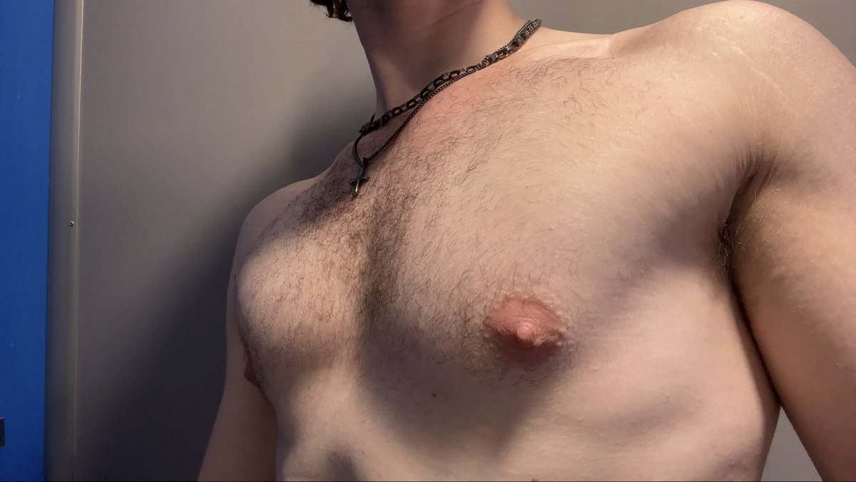 Leviticus_Rides's tweet photo. I need more tit 

#gay #twink https://t.co/KBrVz1Df3c