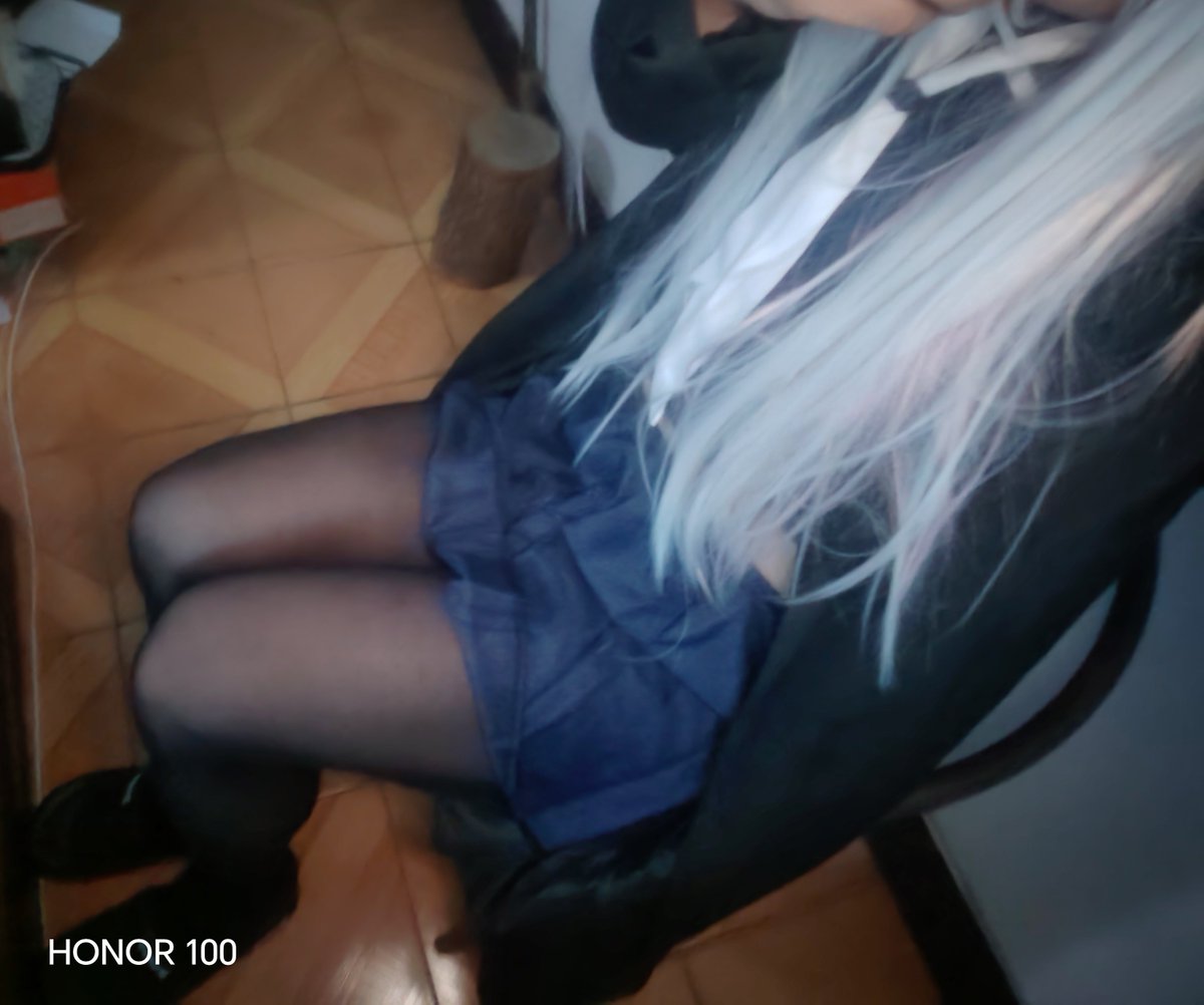 zm96926550's tweet photo. cos了一下普拉娜（因为没有毛娘处理毛所以炸毛了） https://t.co/PdpOND0wPi