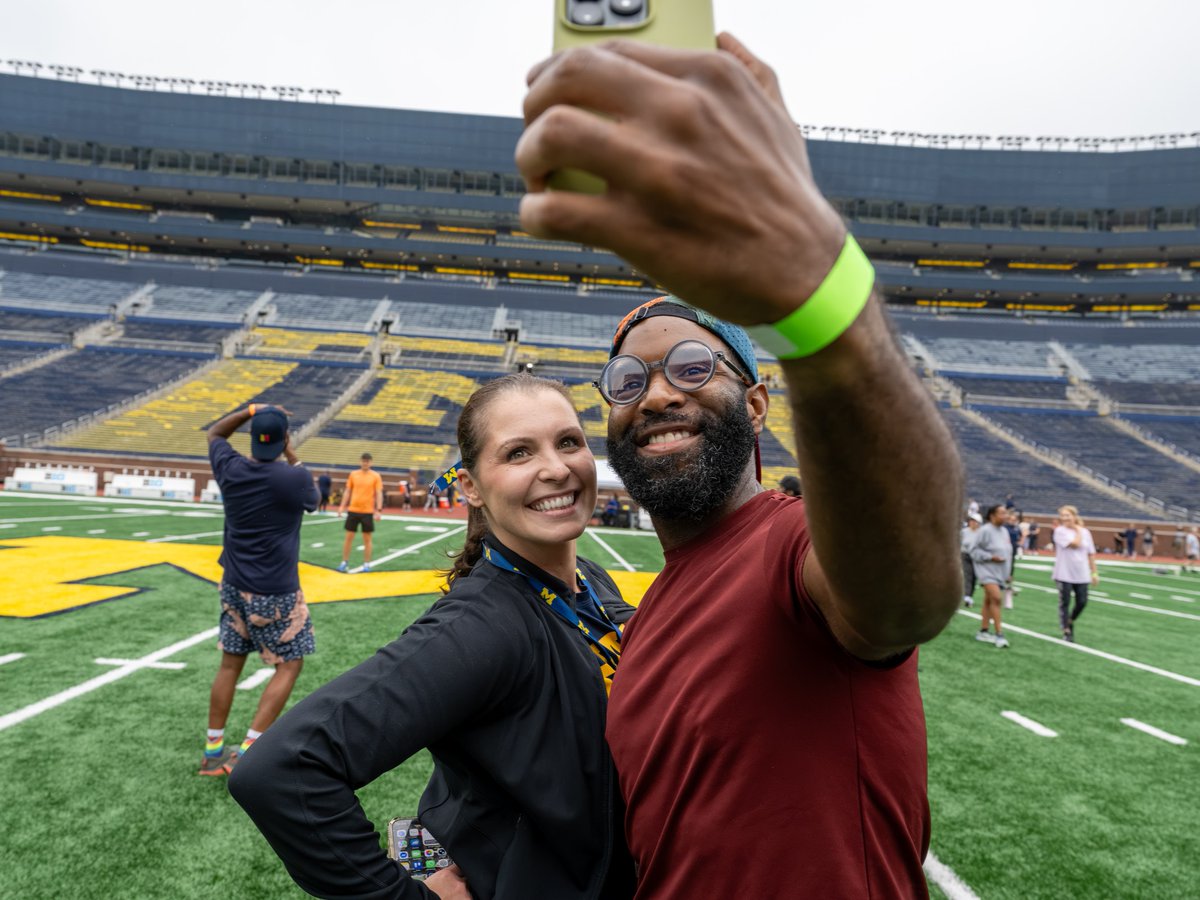 UMMHealthy's tweet photo. We captured plenty of smiles, movement and fun at Be Well in the Big House. From the field to the concourse, U-M faculty and staff came together to move, connect and focus on their well-being.

Visit our https://t.co/5ydS43wzLV to check out photos from the event!  📸 https://t.co/s3vuIhw8A8
