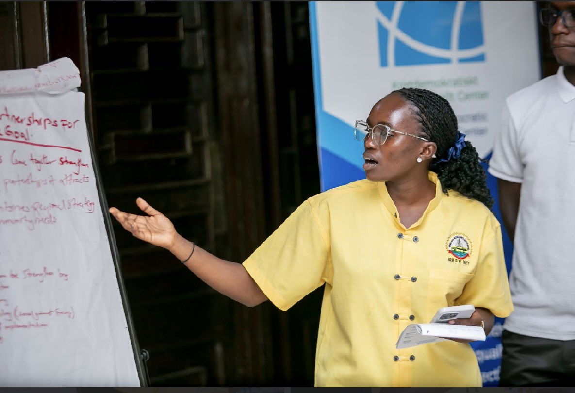 NatashaAhereza's tweet photo. Today marked Day 1 of our 14-day KIC leadership program in Mombasa, 
where I’m representing the young people of @NrmYouthleague

I was able to present on SDG 17 (Partnerships for the Goals) through the lens of regional integration. 
In line with H.E. @KagutaMuseveni’s core message that economic integration drives market-led prosperity while full political federation guarantees strategic security, 

I highlighted how joint regional projects and youth-led cross-border cooperation are vital to unlocking jobs and sustainable development across East Africa. 
#regionalintegration