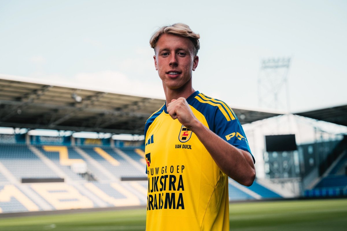 TheDeepBlock's tweet photo. If this pays off in the short term and Cambuur do stay up, then it could really pay off in the long term.

I know some players are in on loan. But staying in the Eredivisie can convince them to stay longer, especially if they don't have a clear pathway at their parent clubs. https://t.co/v749qlfZDS