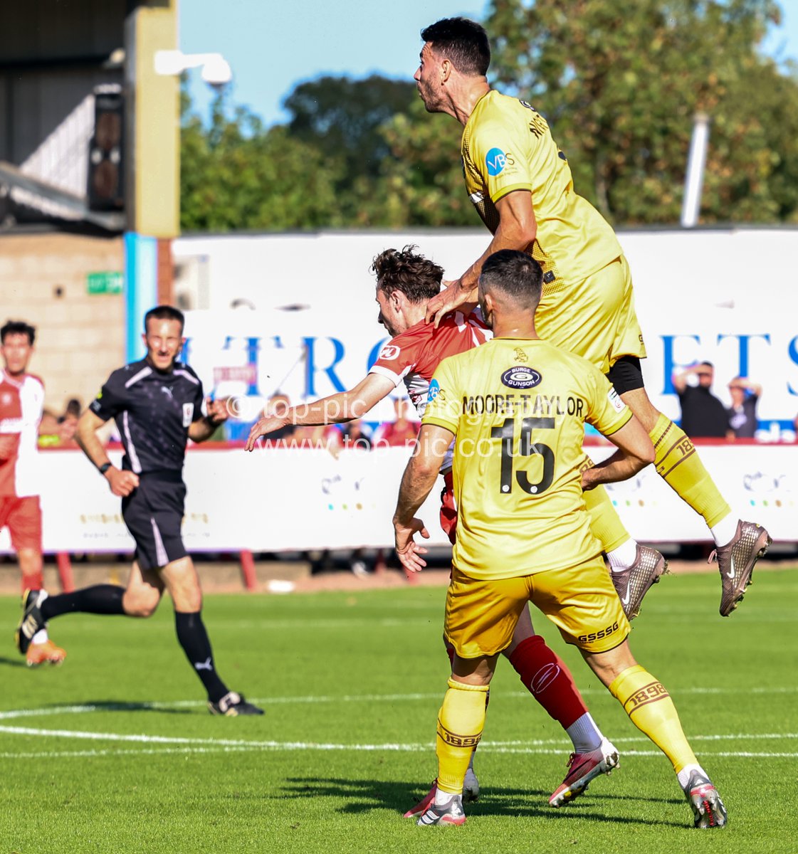 toppiccouk's tweet photo. (1/2) @khfcofficial 1 v 1 @suttonunited in the @NL_Enterprise on 3/10/26 #freelance #sports #photographer all images copyright #getintouch for use, prints, event booking - https://t.co/BgneqQNo9y https://t.co/FG54k5erVX