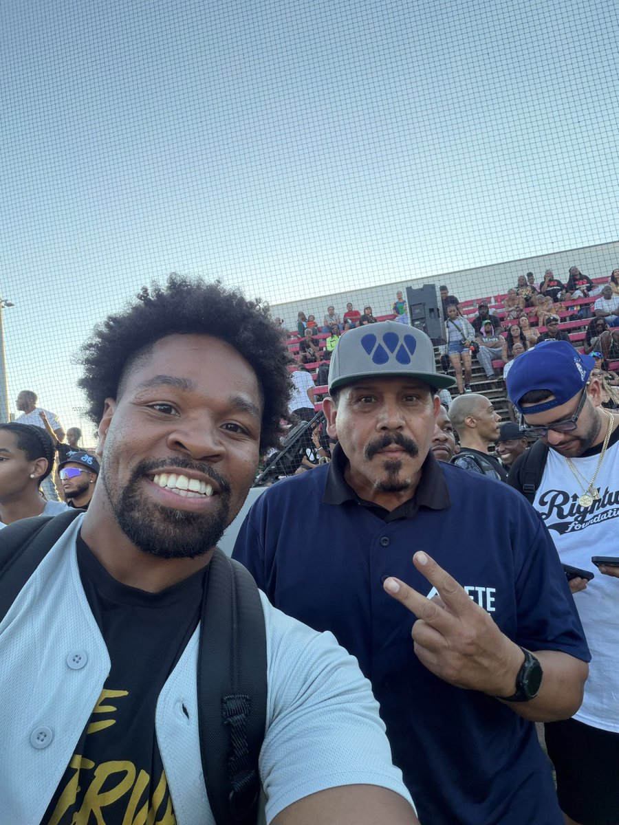 ShowtimeShawnP's tweet photo. With my guys! https://t.co/fD3QIHZzft