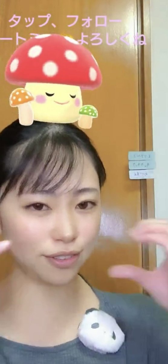 BuzzVideonoai's tweet photo. 月曜日！
さっそくギフギャラありがとうございます！！
ライブゴールのギフトも色々ありがとう🤗

今日も配信はじめます！ https://t.co/Ehxo4oav60