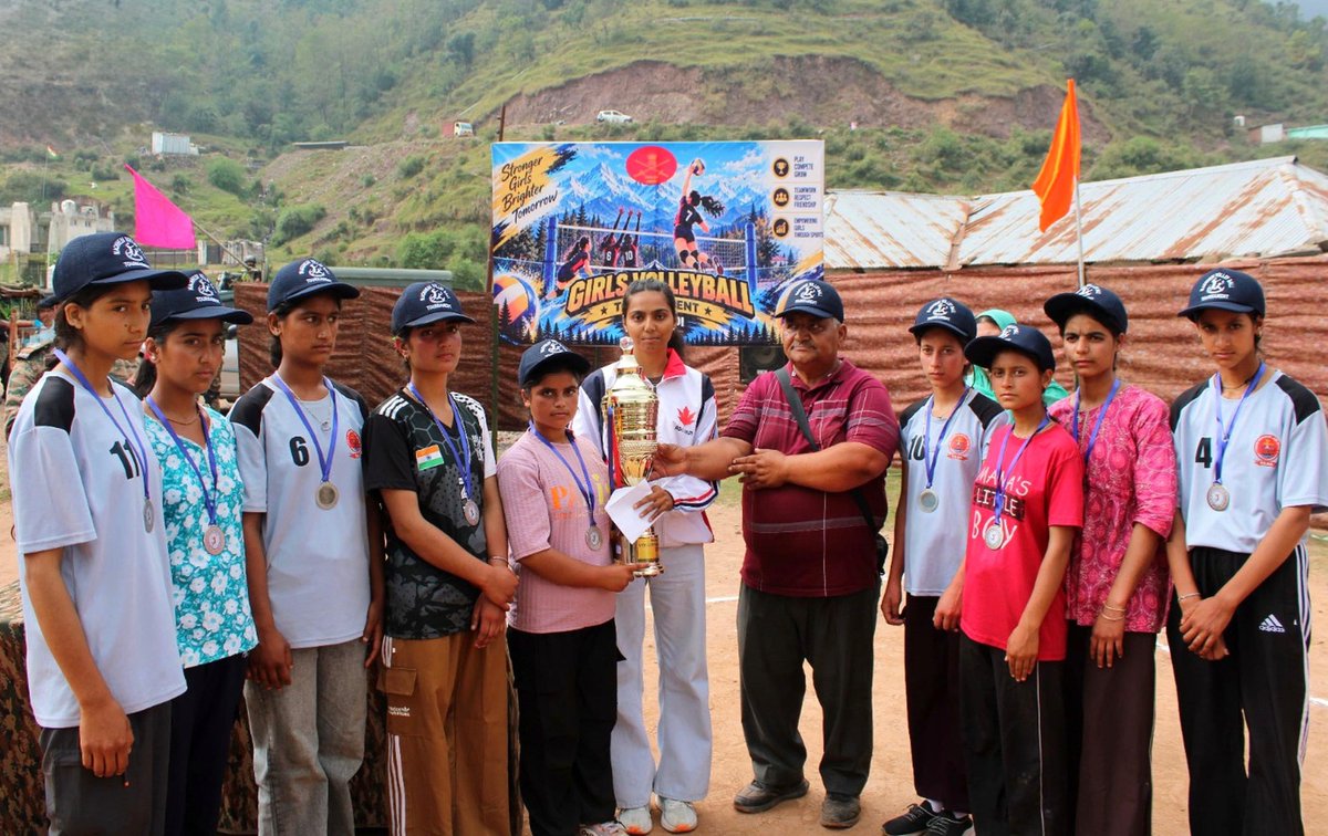 RisingStarCorps's tweet photo. #IndianArmy
#NationFirst
#WomenEmpowerment

🏐 Spike. Soar. Succeed.

Breaking barriers at Machhedi! Bayonet Brigade of #RisingStarCorps conducted the first-ever Girls’ Volleyball Tournament, bringing together 50+ young girls in a powerful display of talent, teamwork and determination.

Empowering girls. Building confidence. 

@adgpi @WesternComd_IA