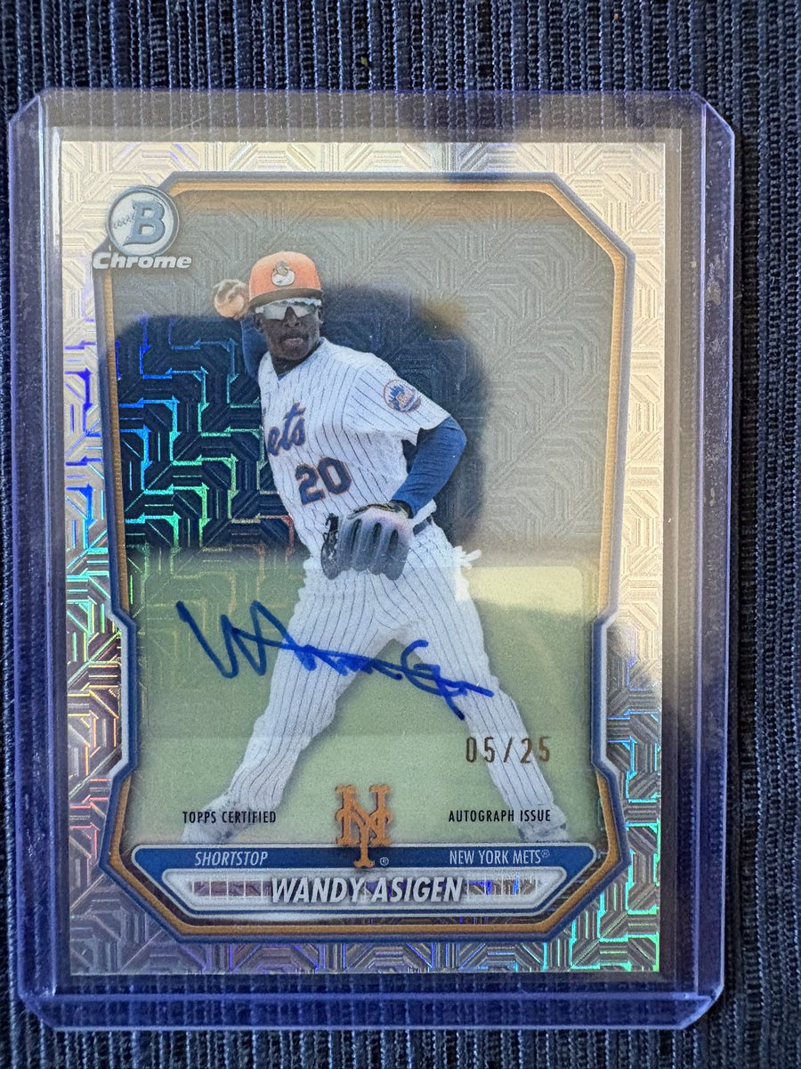 pfistcards's tweet photo. @davisdugout @Elliott0924 @premiercards_2 1k shipped obo https://t.co/gKJ6O4QLYu