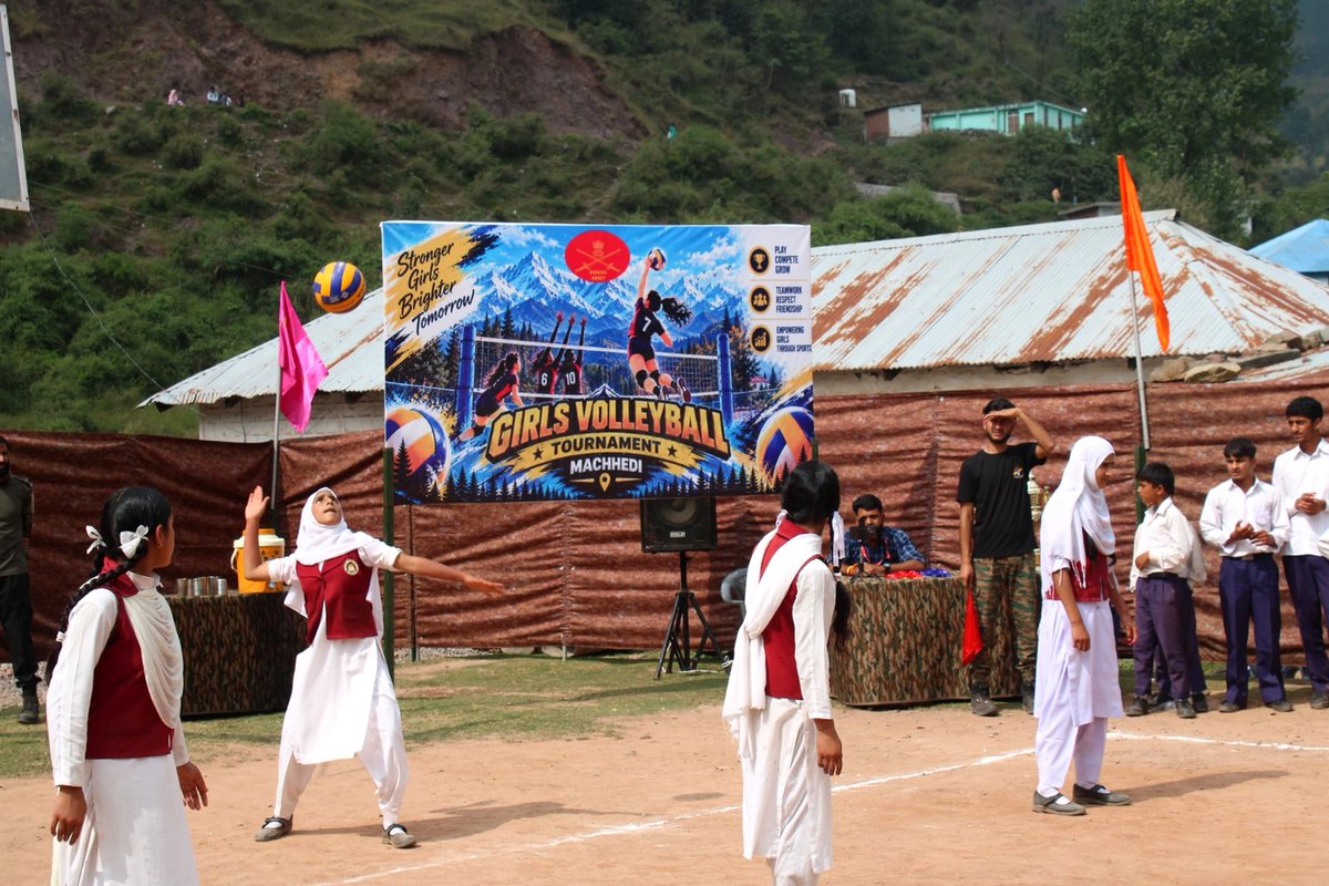 RisingStarCorps's tweet photo. #IndianArmy
#NationFirst
#WomenEmpowerment

🏐 Spike. Soar. Succeed.

Breaking barriers at Machhedi! Bayonet Brigade of #RisingStarCorps conducted the first-ever Girls’ Volleyball Tournament, bringing together 50+ young girls in a powerful display of talent, teamwork and determination.

Empowering girls. Building confidence. 

@adgpi @WesternComd_IA