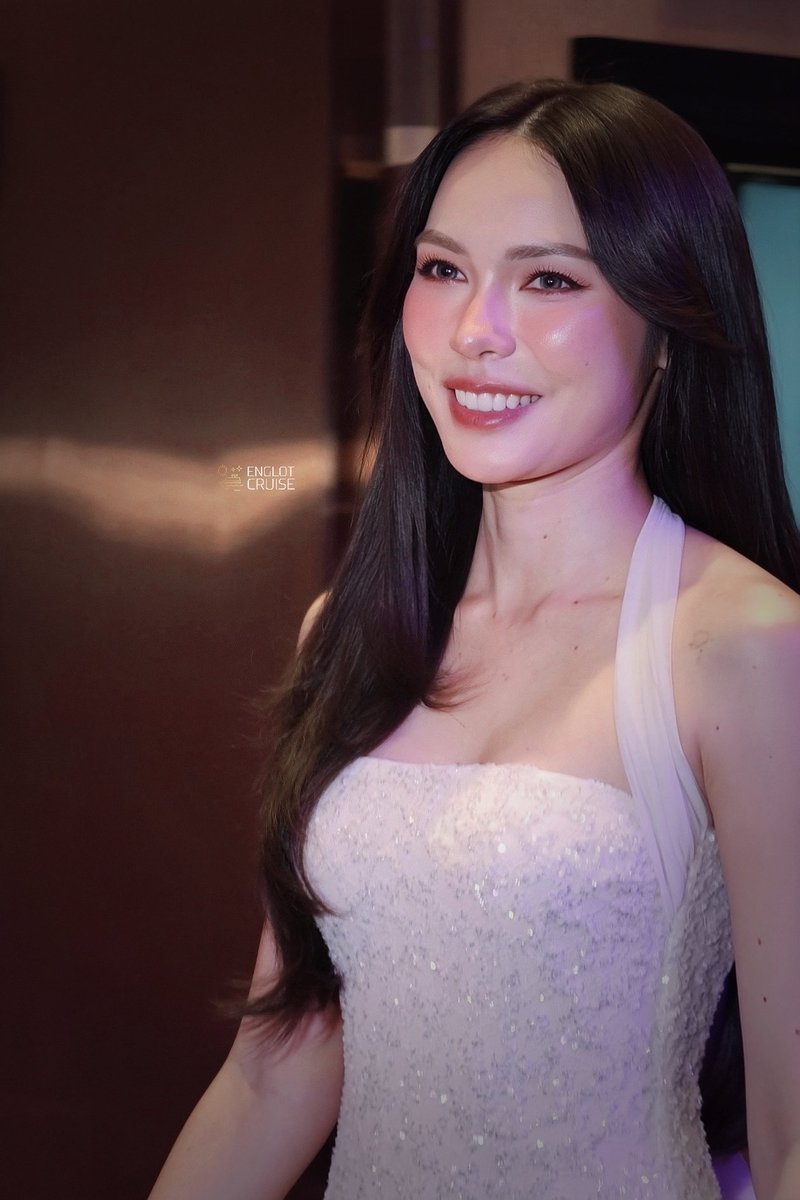 EngLotCruise's tweet photo. สวยมากกก นางฟ้าาา 🪽🪽

#INHAMONYPressConXCharlotte
#INHARMONYPressConXCharlotte
#ชาล็อตออสติน https://t.co/ZNWuQUsa6O