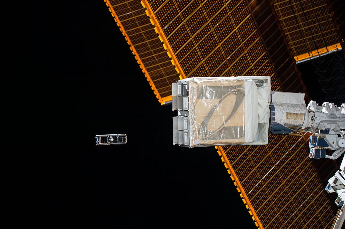 SpaceNews_Inc's tweet photo. Voyager wins $22.4 million Pentagon award for small-satellite deployers https://t.co/VFmD3KeKYs https://t.co/t5qVM66Glh