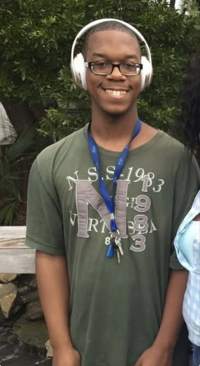 NMoonitz's tweet photo. Today marks 305 days that this innocent young autistic man has spent in a cell, set up as a patsy by the swamp to protect the swamp.  #FreeBrianColeJr https://t.co/Kqbrgijmbo