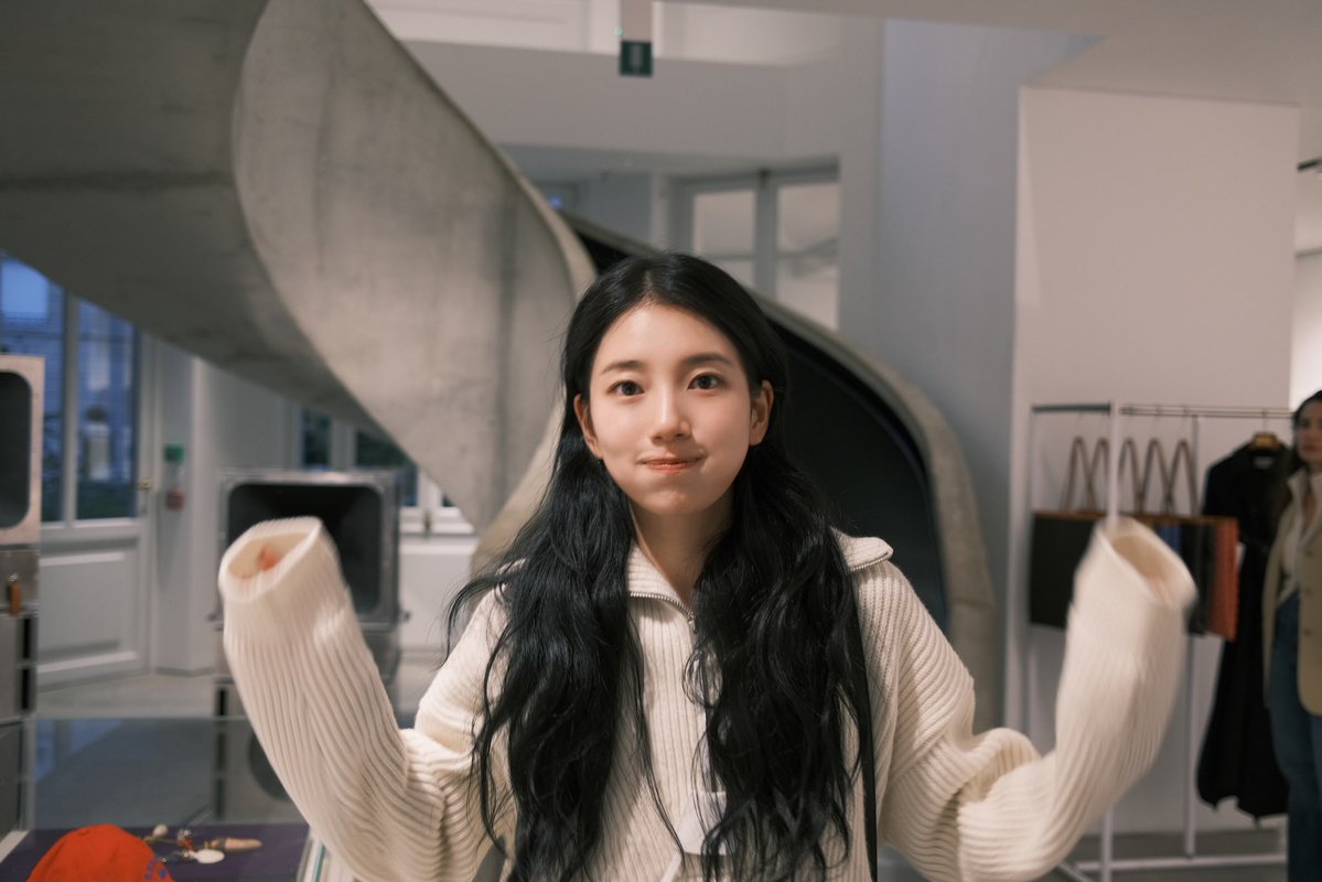 sutozykki's tweet photo. 배수지야 영원히 이렇게 귀여우면 나보고 우뜨카라고 https://t.co/sdJzgHaZ0T
