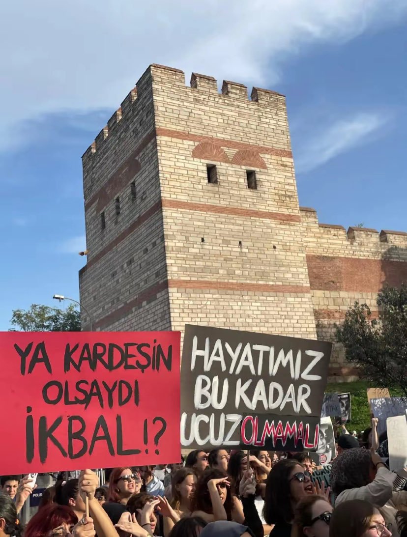 _Ser3nn's tweet photo. Unutmadık
Unutmayacağız
Susma sustukça sıra sana gelecek
#susma  #AyşenuruİkbaliUnutma https://t.co/9pRtr7IqzB