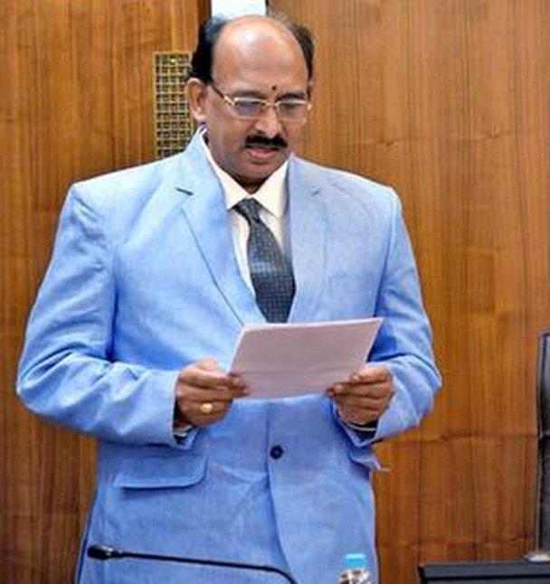 sanjusalva's tweet photo. విజయవాడ మేయర్ కూటమి  అభ్యర్థి మేయర్ రేసులో ‘ఐలాపురం రాజా’ పేరు 

TDP అభ్యర్థిగా నగరంలో జోరుగా చర్చ

నగరంతో సుదీర్ఘ అనుబంధం.. పరిపాలనా అనుభవం.. అన్ని వర్గాలతో సంబంధాలు
సామాజిక సేవ నుంచి సమాచార కమిషనర్ వరకు అతని  ప్రస్థానం కూటమి కి అనుకూలం 

BC అభ్యర్థి గా అదనపు బలం #Ntrdistrict https://t.co/1KvQumLi2L