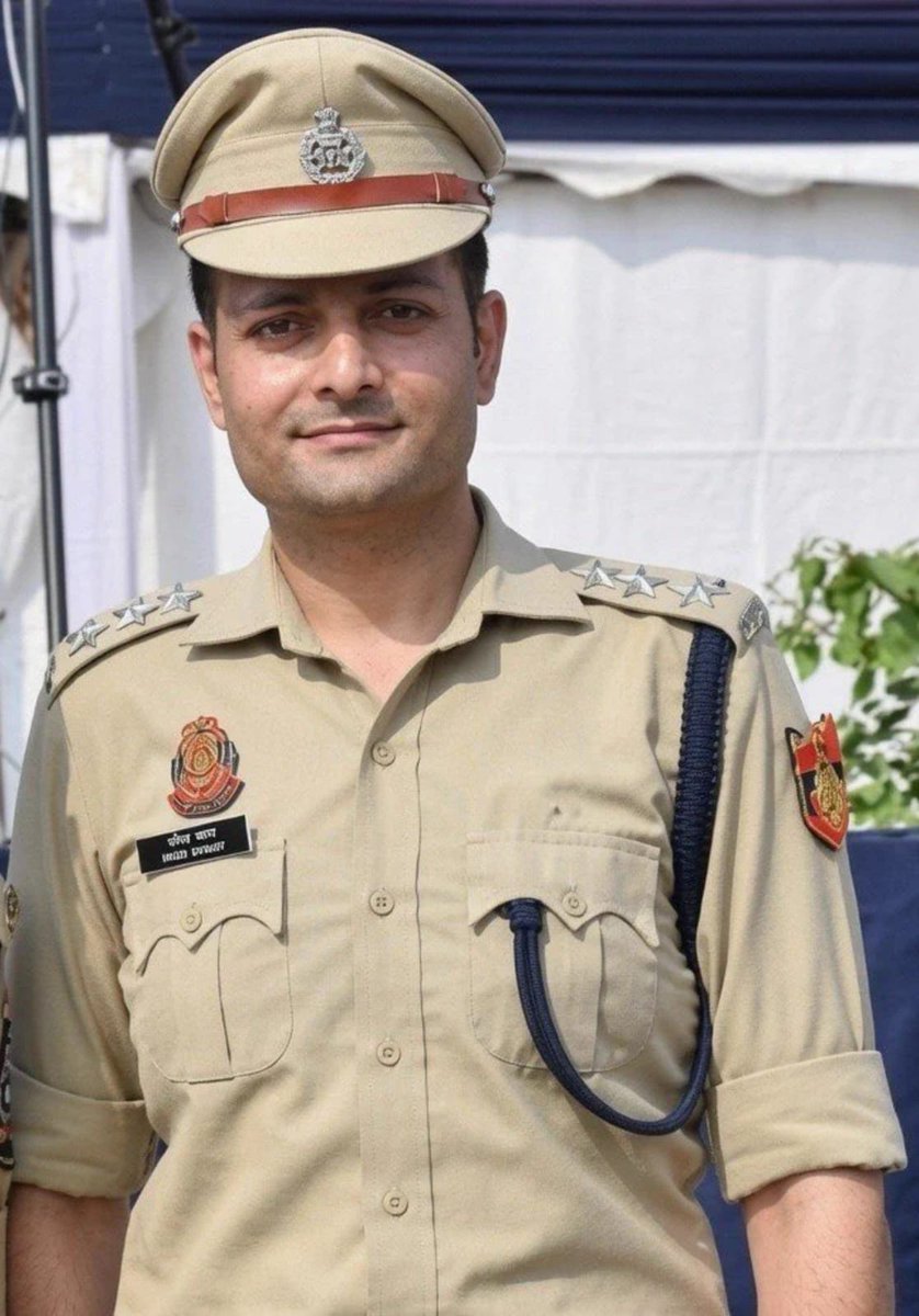 MeghUpdates's tweet photo. BIG NEWS 🚨

ACP Vivek Bhagat has been promoted to Additional DCP, Delhi Police.

And just when some were trying their best to make the controversy around him the headline… this happened. 😂

Now comes the real meltdown. 🍿🔥 https://t.co/RYp3qIOV2J