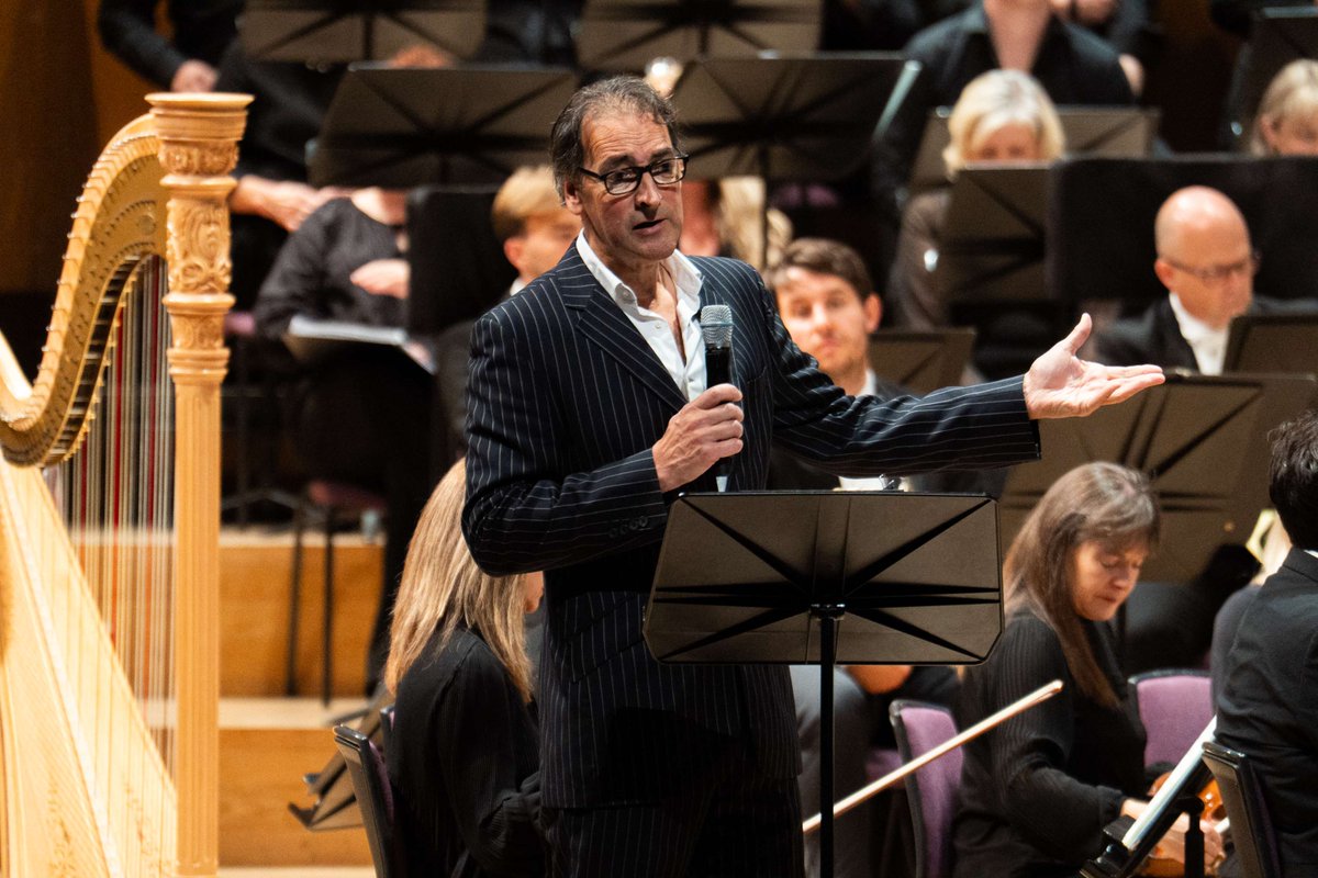 OperaRara's tweet photo. 🐶  Yesterday we brought Offenbach’s Barkouf to @BridgewaterHall for its UK premiere with @E_N_O, @the_halle, @rncmlive and an incredible cast, conducted by Paul Daniel.

Thank you to everyone who joined and supported us!

https://t.co/p6pG5v7bhO

📸 David Hughes &amp; The Hallé https://t.co/a0eVQ4iaSM