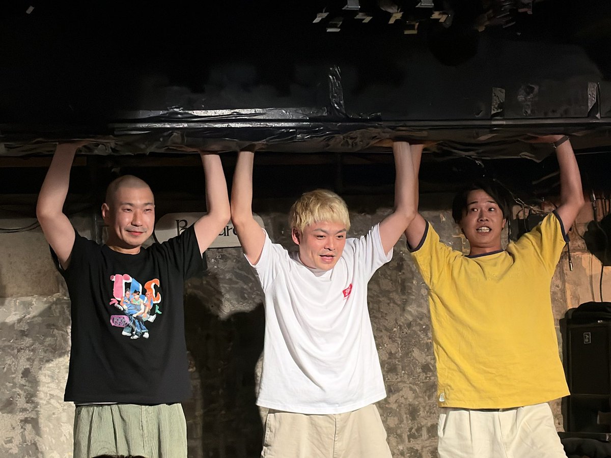ememe_fave's tweet photo. HAPPY HOUR Vol.7 🍻
at 代々木Barbara 10/5

今回もあっという間に時間が過ぎていきました。ひとり旅、インドの野良犬、注射、踊る大捜査線のオープニング、少しラーメンの話、つげさんの頭なでなでなどなど😆また行きたいです

#ハピアワ
#つげ さん うちまつげ
#カナイ さん
#越智 さん おちもり https://t.co/HvMcE9FaIW