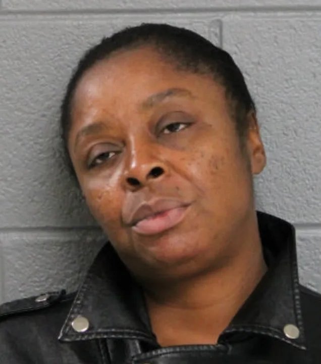 EndWokeness's tweet photo. Shavon Gayden just randomly stabbed a 7-year-old girl to death in broad daylight in Chicago

Shavon had 4 prior arrests for violence

EACH TIME, SHE GOT NO JAIL TIME https://t.co/SLCq0F7eBW