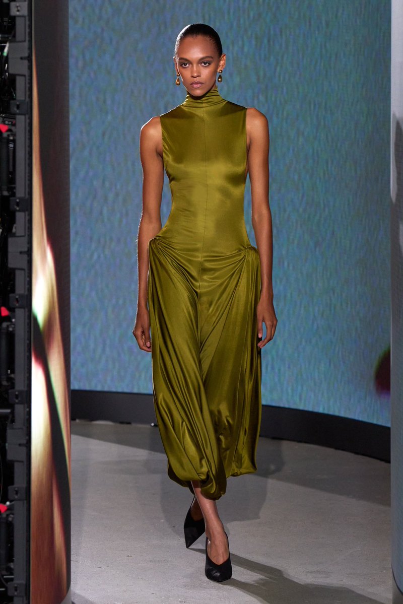 HFsarahb's tweet photo. Alaïa spring rtw 2027 https://t.co/AsHr3RfnF9