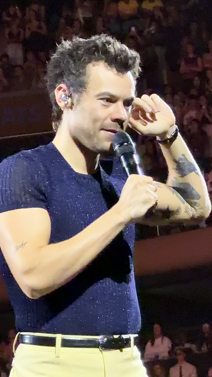 slg0201's tweet photo. Nights 17 &amp; 18 #msg #harrystyles
#djsdontdancenomore https://t.co/z1s0iZQf7T