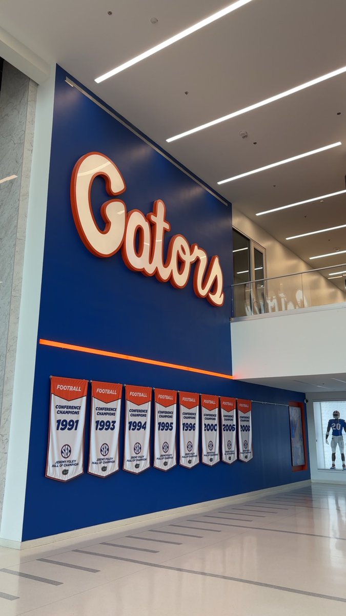madelyn_benzler's tweet photo. Thank you florida for the great camp! I had a lot of fun learning and getting to know all the coaches and amazing players. Go Gators!!!🐊 https://t.co/0Z3tRVQFjP