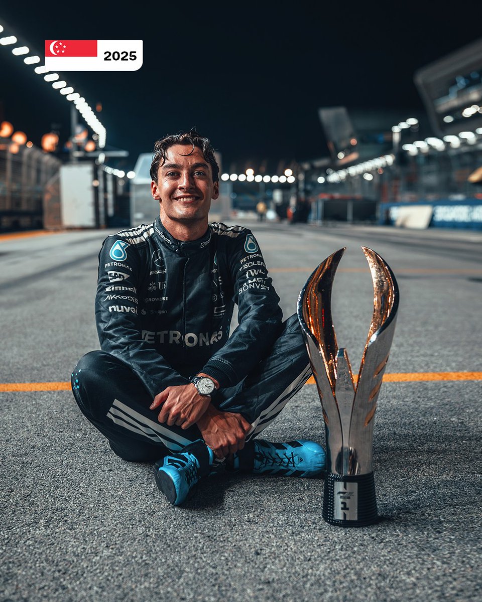 MercedesAMGF1's tweet photo. The best seat in Singapore 🇸🇬

On this day in 2025, George celebrated winning the Singapore GP in iconic fashion! https://t.co/aXTcXxfG1e