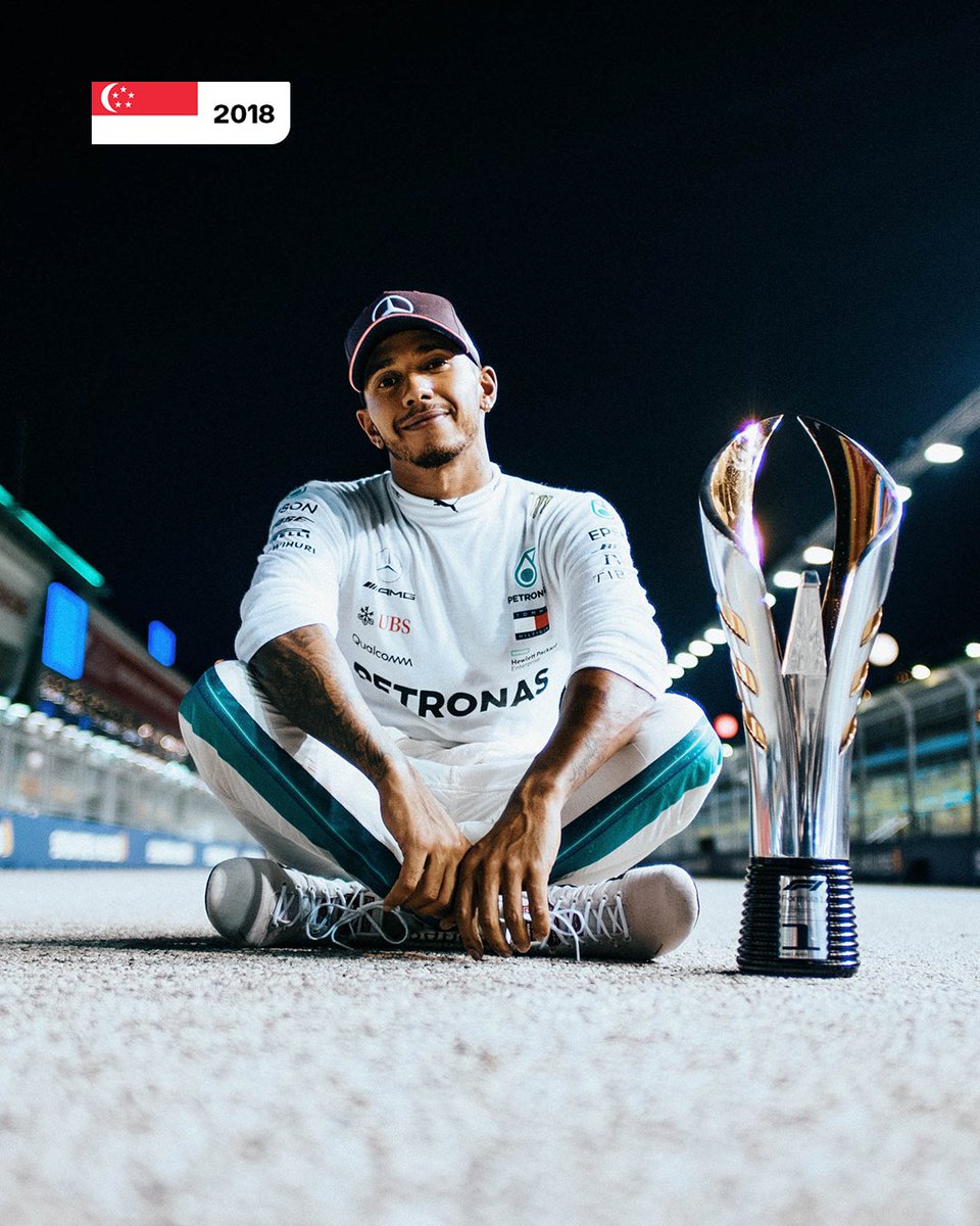 MercedesAMGF1's tweet photo. The best seat in Singapore 🇸🇬

On this day in 2025, George celebrated winning the Singapore GP in iconic fashion! https://t.co/aXTcXxfG1e