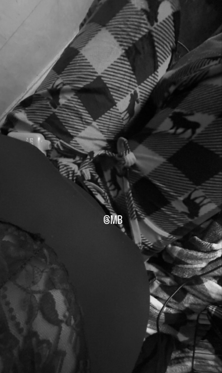 MissyBenzino's tweet photo. ɴᴏᴛ ɴᴇᴡ ᴛᴏ #Nsfwtwt 
𝟸𝟸
ᴘᴀɴ
sʜᴇ/ʜᴇʀ
𝟺𝟸𝟶 ғʀɪᴇɴᴅʟʏ
sᴇʟʟᴇʀ

♡+↻ ᴛᴏ ʙᴇ ᴍᴏᴏᴛs
#NSFW https://t.co/wmAVtY5RX1