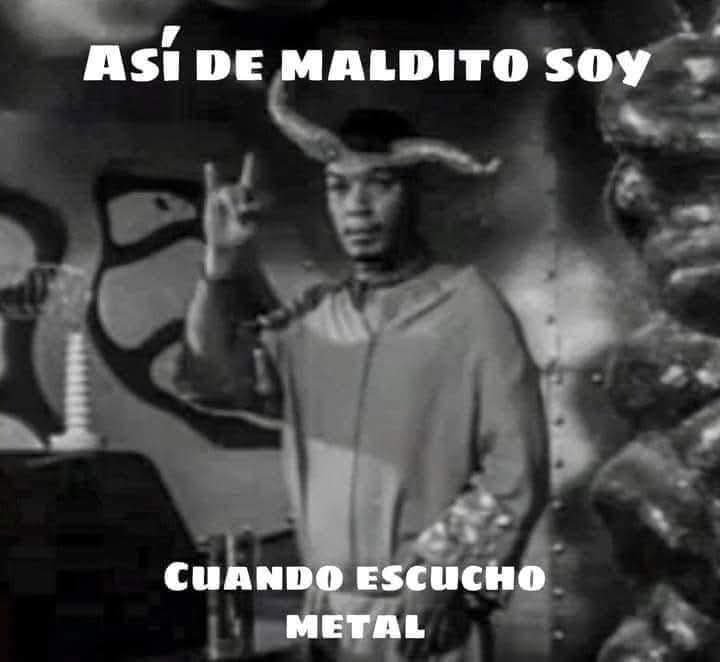 AngeObscure's tweet photo. Así de malota jajajajajajaja https://t.co/0svTfhp949