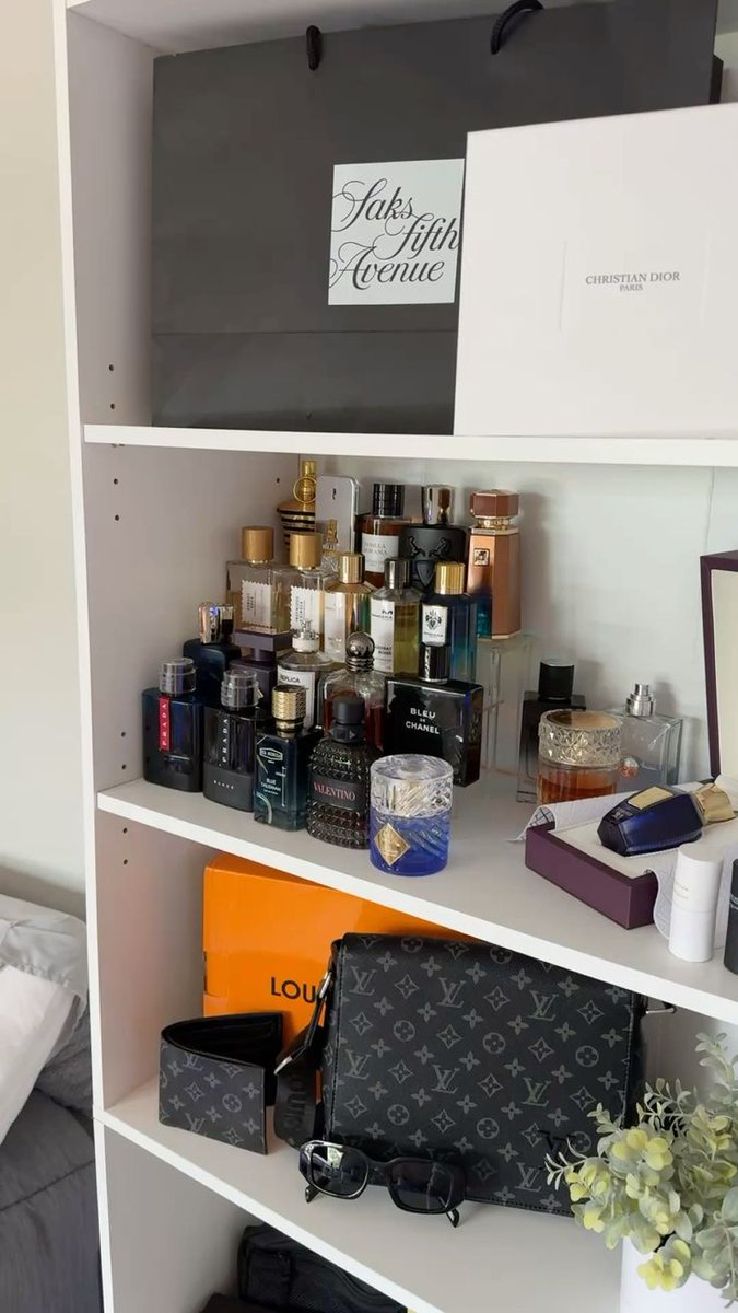MensFashionGeek's tweet photo. Your favourite fragrance for this season? https://t.co/OoQJXIJiVp