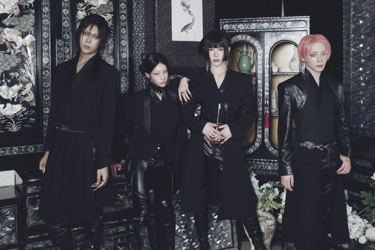kchartsmaster's tweet photo. XLOV for '[i=!]' concept photos. https://t.co/3v3SlXLe2v
