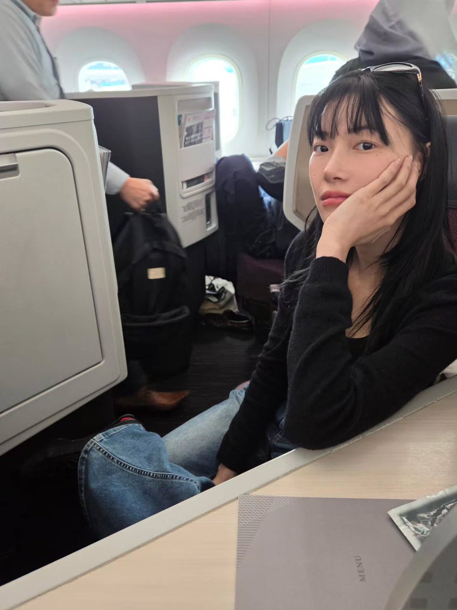 JanJingjing_TH tweet picture