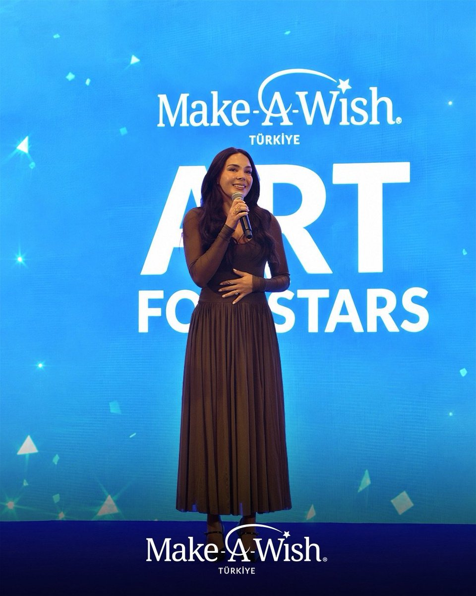 ebrusahinsunsun's tweet photo. The most beautiful heart in the world 🫠🫠🧿🧿🧡🧡😍 #ebruşahin #MakeaWish https://t.co/oTPttyFNLe