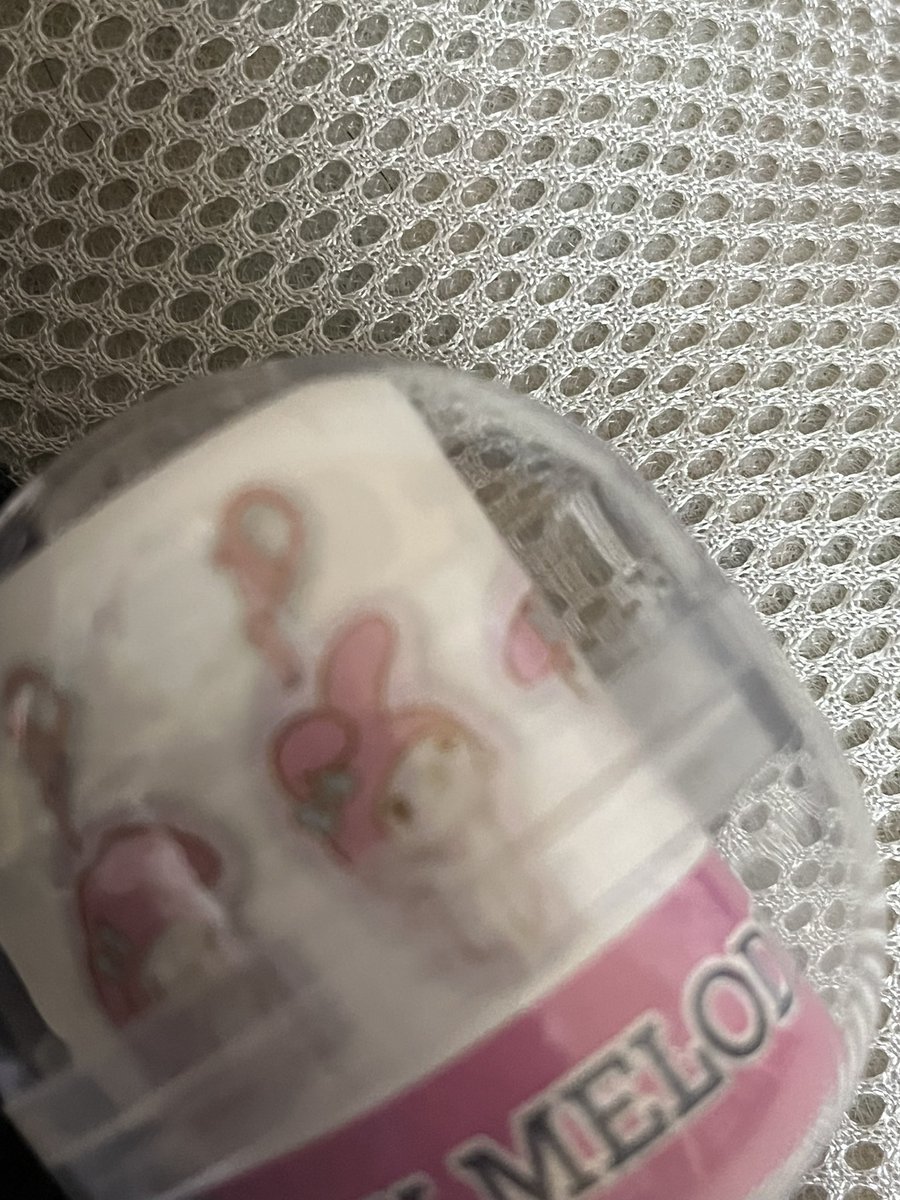 nyosuko334's tweet photo. そのうちネ友にあげるようにマイメロガチャ引いてどれ欲しいのか聞いて中身みたら目当ての物で今黙ってる https://t.co/UzOmzUoFFu