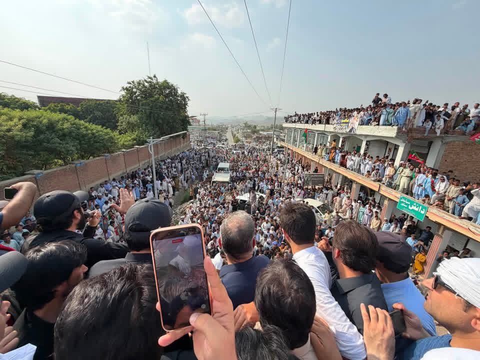 ShahidkhattakSk's tweet photo. شکریہ کرک❤️❤️ https://t.co/t8jtpR8zRi