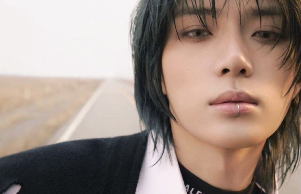 fa4ryji's tweet photo. will forever be one of the best beomgyu looks ever https://t.co/AJA80yieKo