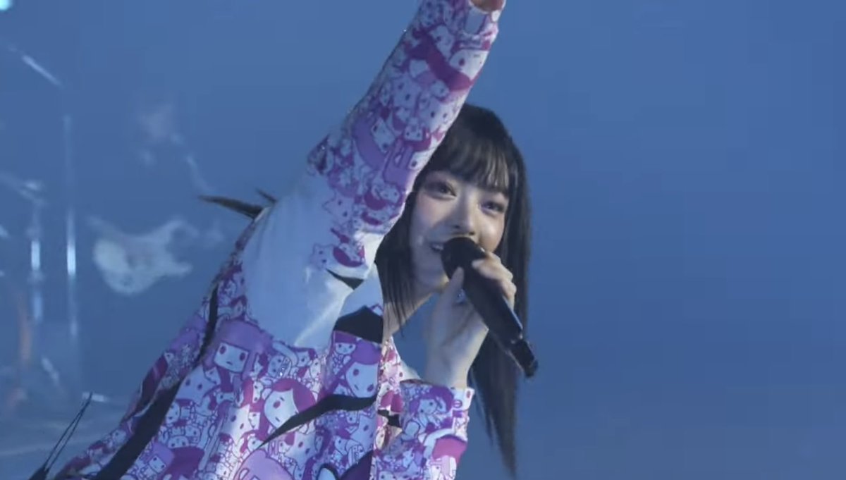 phannidukes's tweet photo. どこに居ても見つけてくれるファンサの女神 https://t.co/FoZEbJo16C