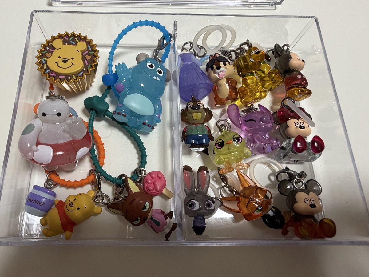 lqqo_s's tweet photo. #ガチャガチャ  #めじるしアクセサリー  #交換 #ディズニー  #サンリオ 

譲：添付写真
求：固定📍

開封済が多い為気にされない方のみでお願いいたします。物によっては塗装が剥がれていたり、経年劣化、初期キズ等もございます。

優先度があるため返信にお時間いただきます。ご了承ください(*_ _) https://t.co/I4M6uvzc7f