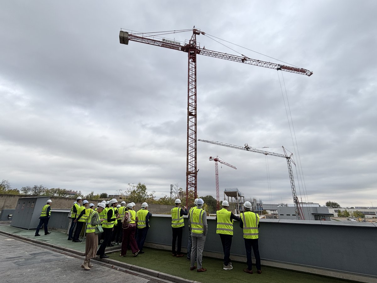 EBC_SMEs's tweet photo. 📢Climate adaptation: Hosted by @CncConstruccion at @FLCconstruccion, EBC held its Board of Directors meeting in Madrid 🇪🇸
Main topics discussed: #heat stress and extreme #weather, #health & #safety, #EUprocurement, EPBD, #Housing, #EUVETStrategy & more.
➡️https://t.co/xuFTOjx0ON https://t.co/ow6VEa0yrT