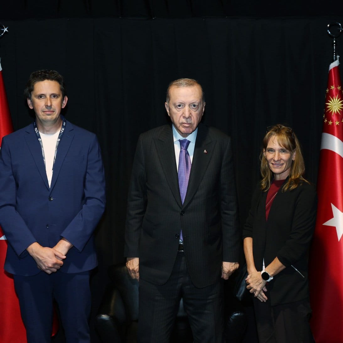 ConflictTR's tweet photo. Cumhurbaşkanı Erdoğan, SpaceX üst düzey yöneticileri Rebecca Hunter ve Michael Nicolls ile görüştü. https://t.co/ptZHhHFdxC