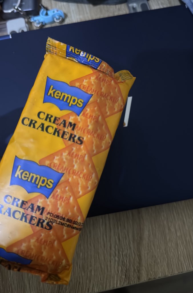 LilKidder2's tweet photo. Favorite snack right now🧃 https://t.co/Ea93xS48T0
