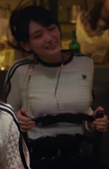 ym_sk_0's tweet photo. デカすぎて乳しか見たくない https://t.co/D44i3TFYnm