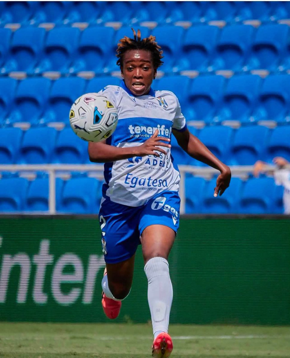 Score_Boards25's tweet photo. Star Actu ✨

Premier Match, première victoire!
Lys Fraiche Tiwa a disputé son premier match avec son club CD Tenerife ce weekend !
Une grande première célébrée par une victoire 2-1 face à Logroño.

#womensfootball https://t.co/o40ta1nscD