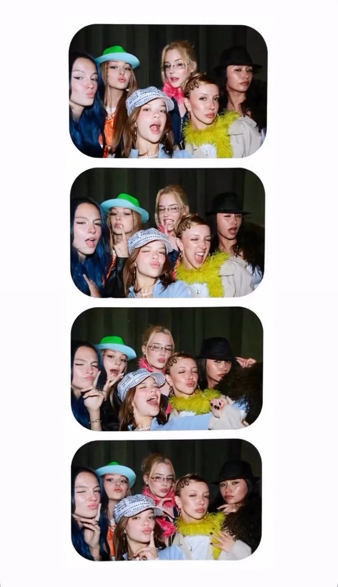 manifamcity's tweet photo. always ot6. sizi çok seviyoruz 🫶🏻 https://t.co/TxXzu5DKnr