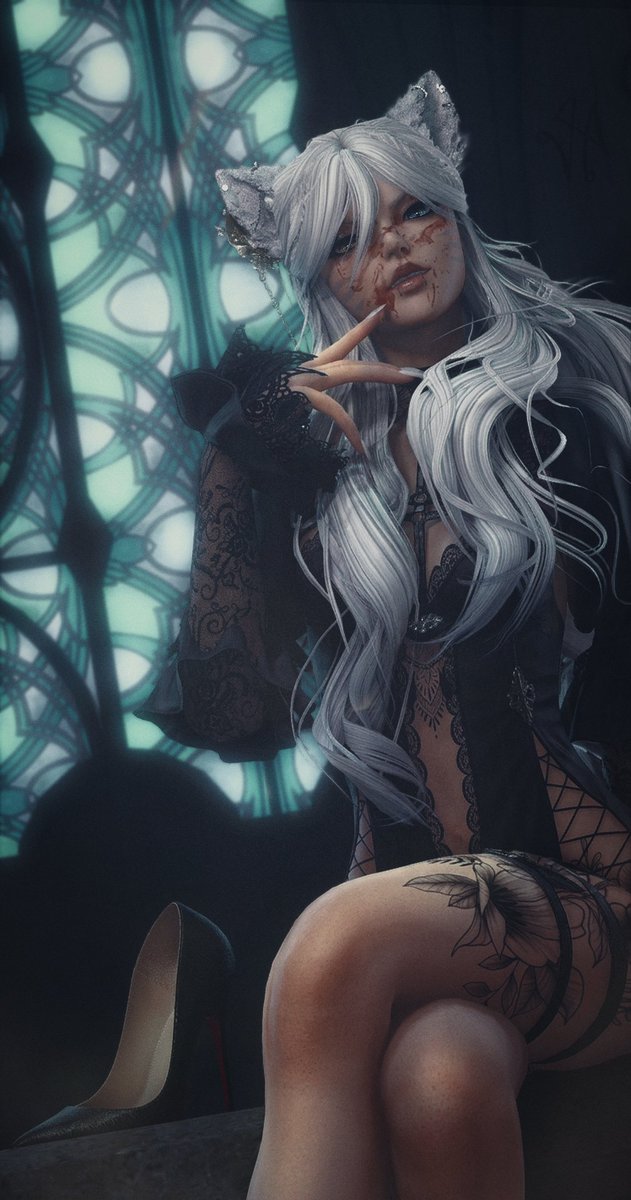 Lulana_xiv's tweet photo. "lost your shoe dear?"  

Cinderella inspired Spooktoker Pics starring

 #gpose |#gposers| #ffxivsnaps https://t.co/BgCwnxEzJK