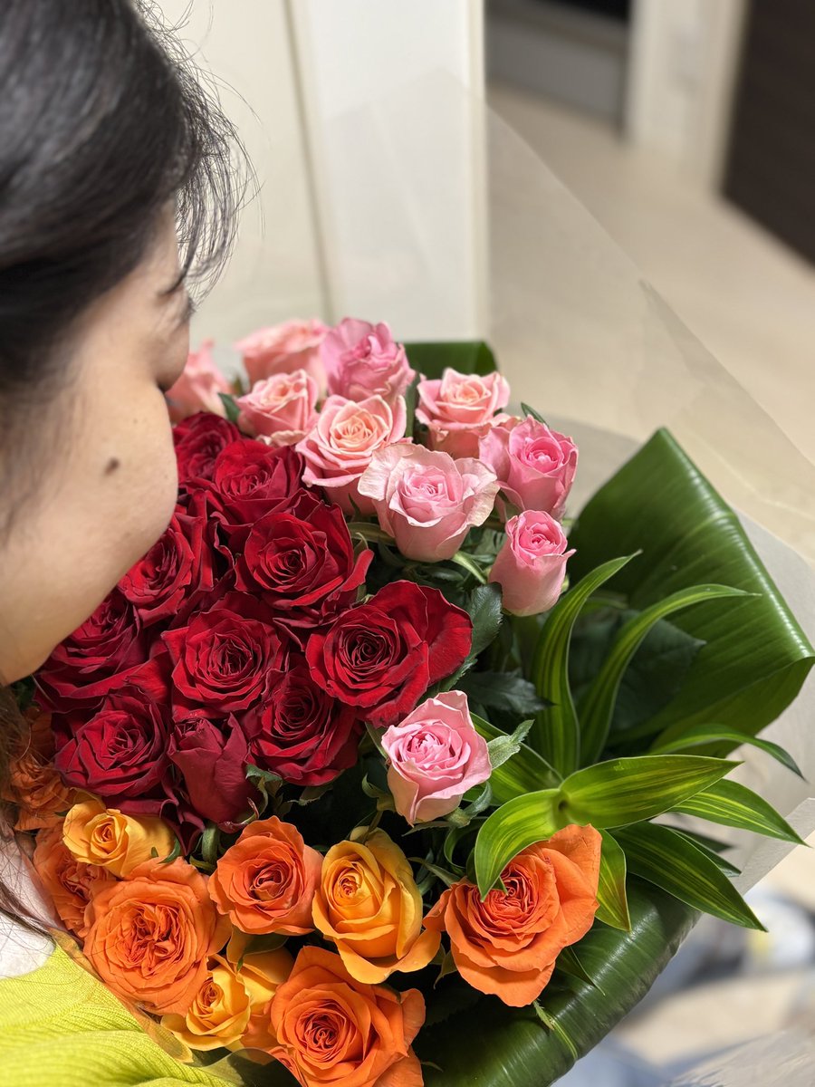 hihavitz's tweet photo. わたす結婚します https://t.co/ihj7L67xbU