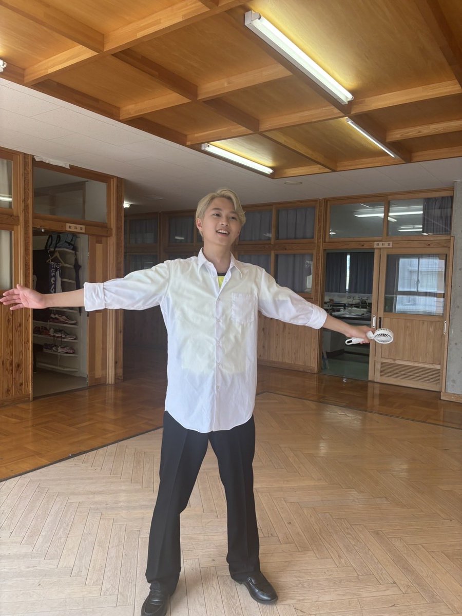aoyamaryota426's tweet photo. #青と碧
#ドラマ青と碧

ご視聴いただきありがとうございました〜！
目の前の人を大切に思うことはどういうことなのかを教えてくれる優しい世界なので是非とも観て欲しかったので��。
恋をしている人に幸あれ

まだの方はTVerに見逃し配信ございます！！！！ https://t.co/dUv0dpv740