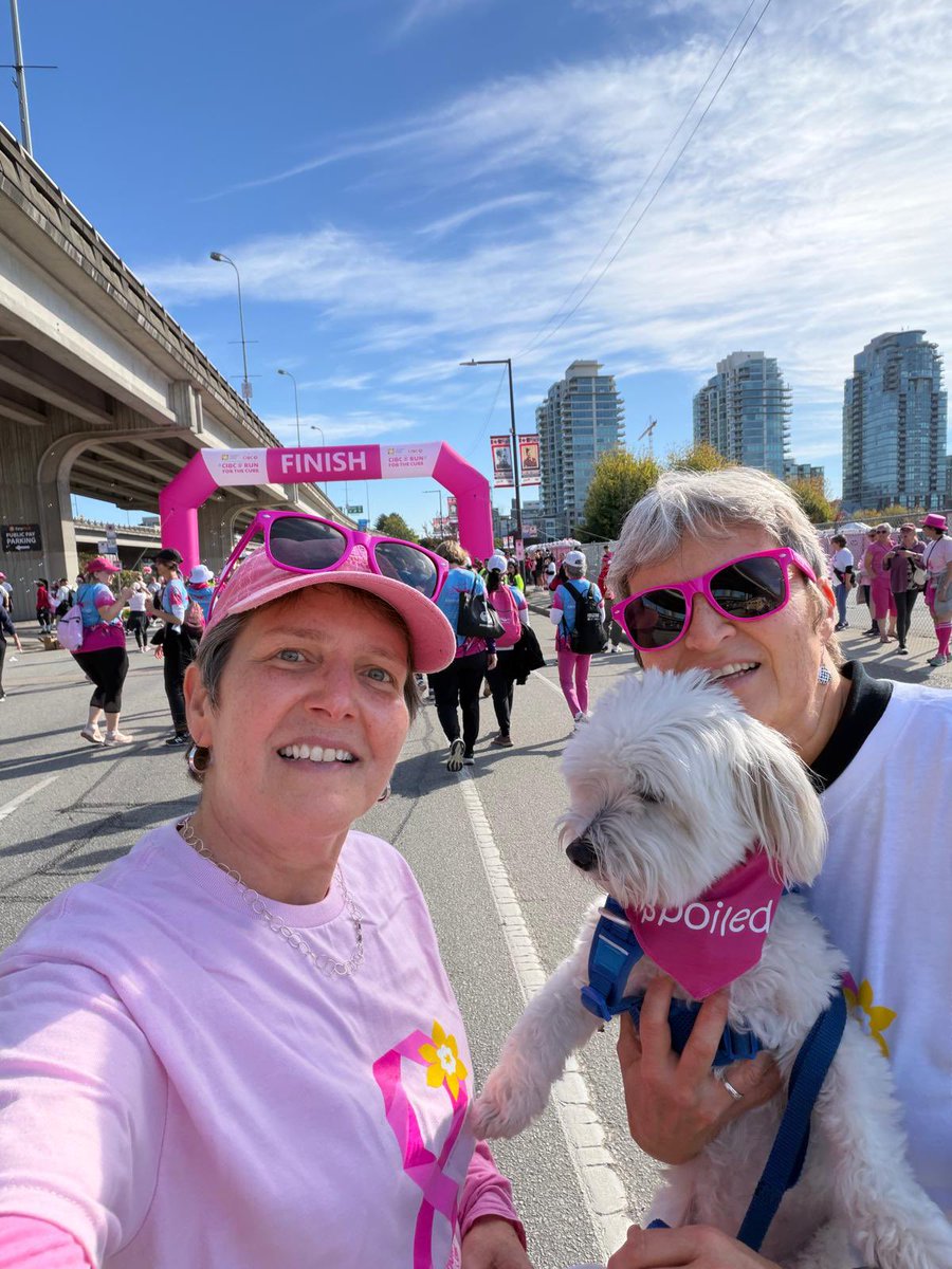 clopezcorrea's tweet photo. A day I’ll never forg💗

More than 4,000 people gathered in #Vancouver for #CIBCRunForTheCure united by community, #research &amp; hope 🎀

As a #breastcancer patient &amp; now part of the @cancersociety this was deeply personal.

Thank you to everyone who showed up 💕

#cancer #CCS https://t.co/twnUUjxQyI