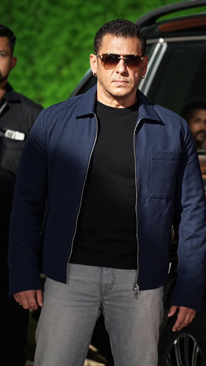 salmanka_sainik's tweet photo. Ekbaar jo maine commitment kar di...🔥 https://t.co/hRLP3GuqyG