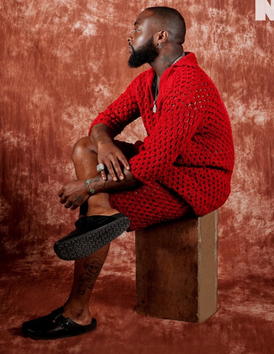 Georgewove01's tweet photo. Davido dey do photoshoot for 2026 😭😭😂 https://t.co/EWO76ehyzj